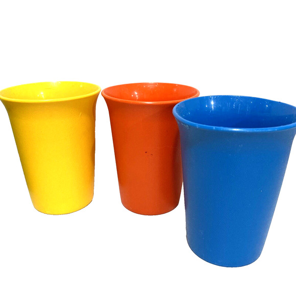 Tupperware Plastic Cups Tumblers 6 oz Juice Primary Colors Stackable Retro (5) - Picture 3 of 6